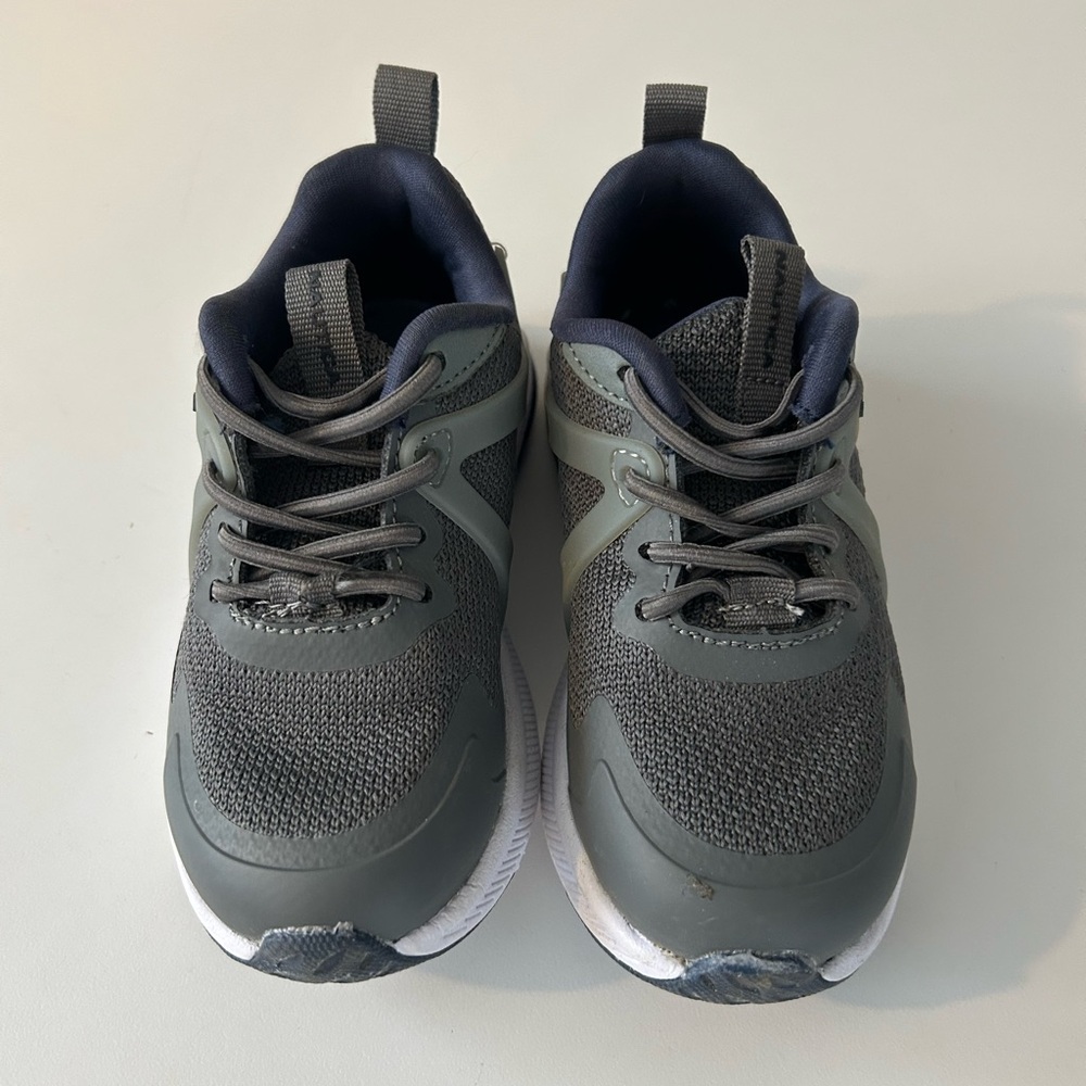 Toddler Nautica Sneakers Size 8